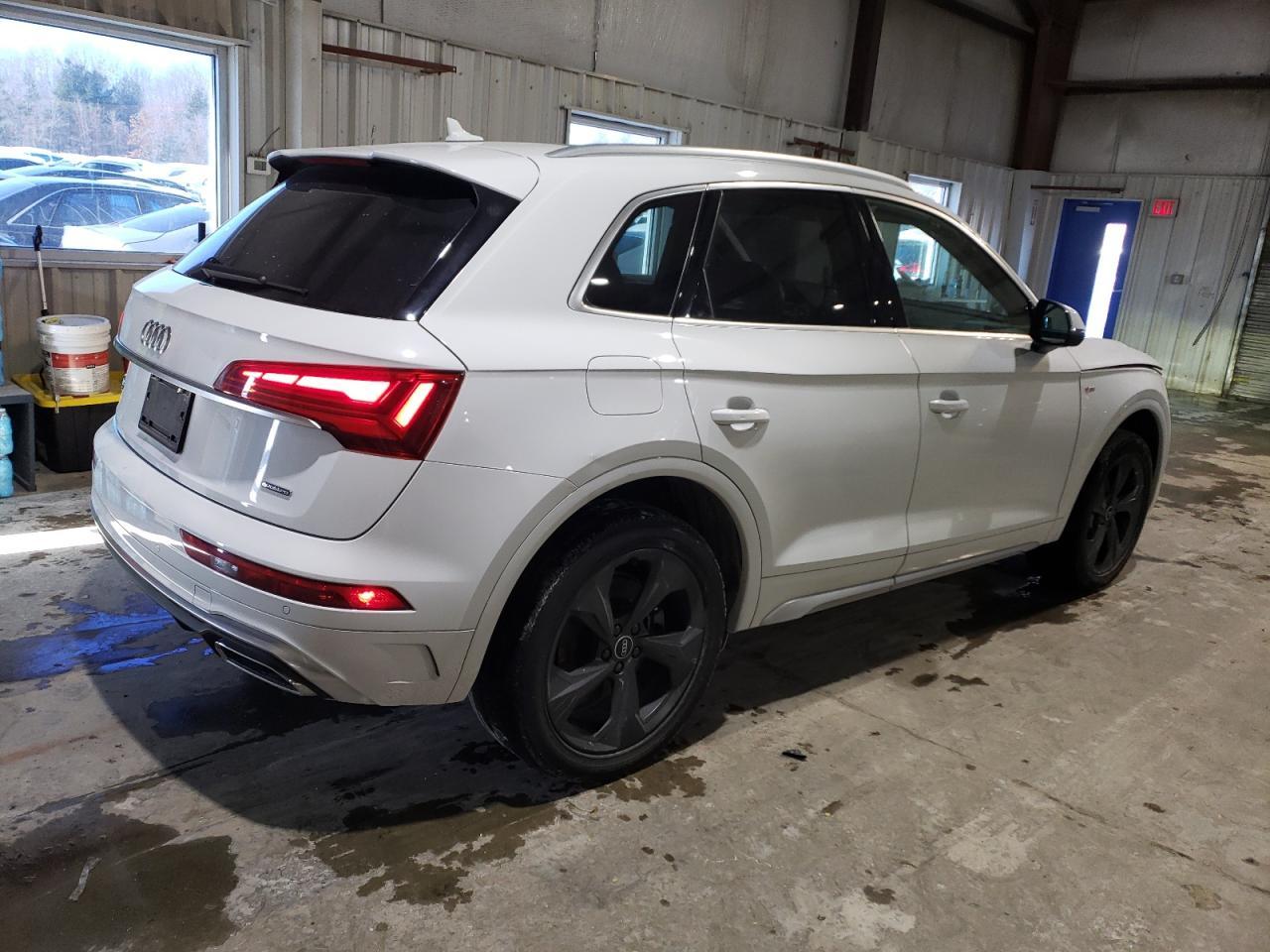 2022 AUDI Q5 PREMIUM - Фото 3