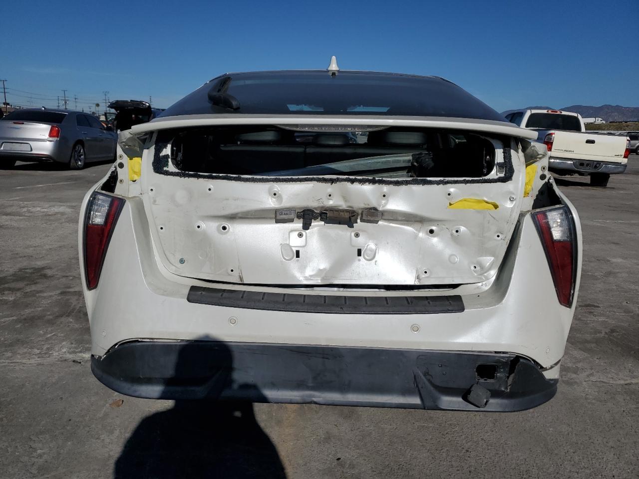 2016 TOYOTA PRIUS - Фото 6