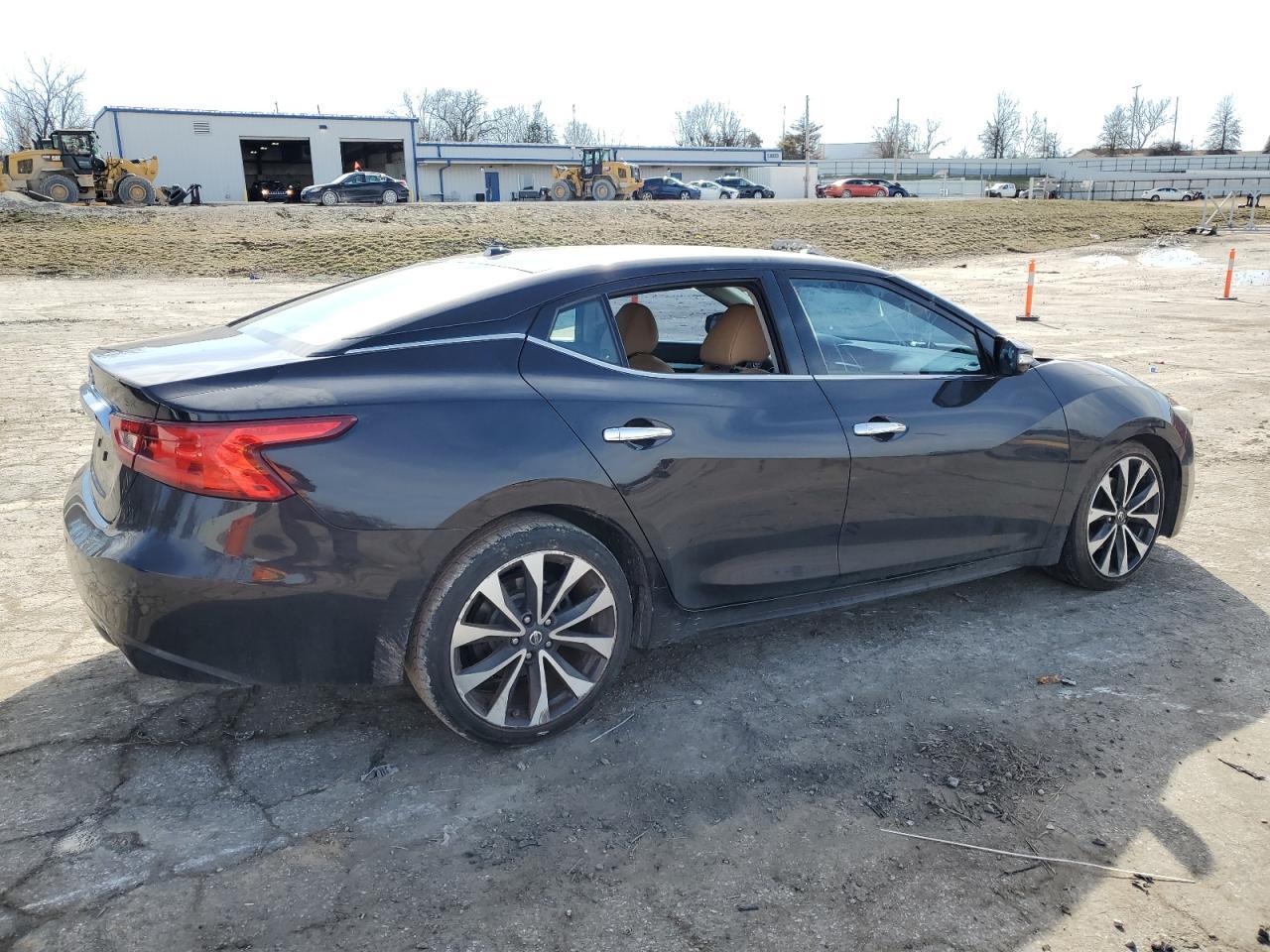 2017 NISSAN MAXIMA 3.5 - Фото 3