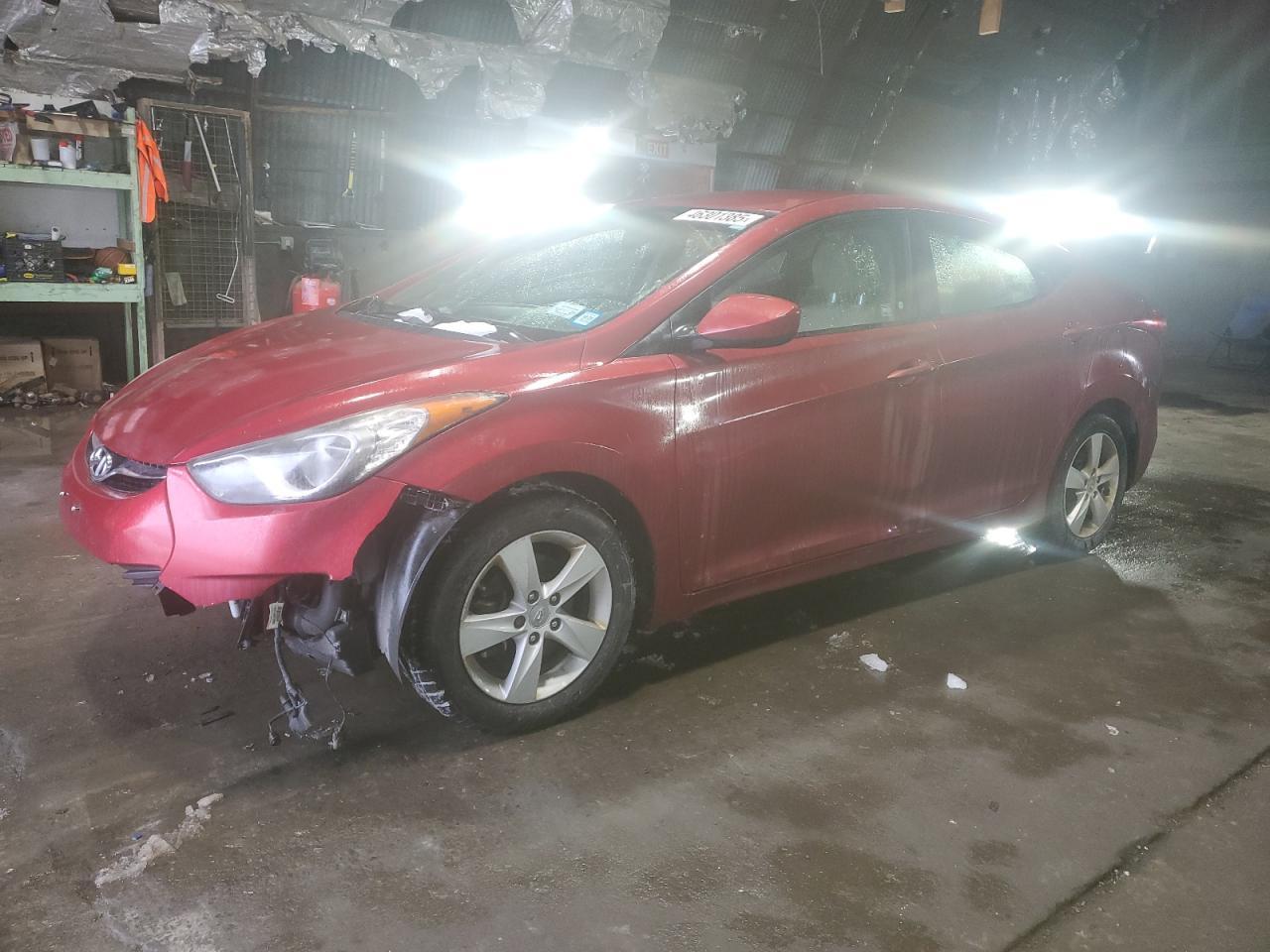 2013 HYUNDAI ELANTRA GL