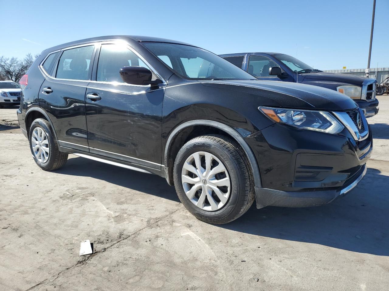 2018 NISSAN ROGUE S - Image 4