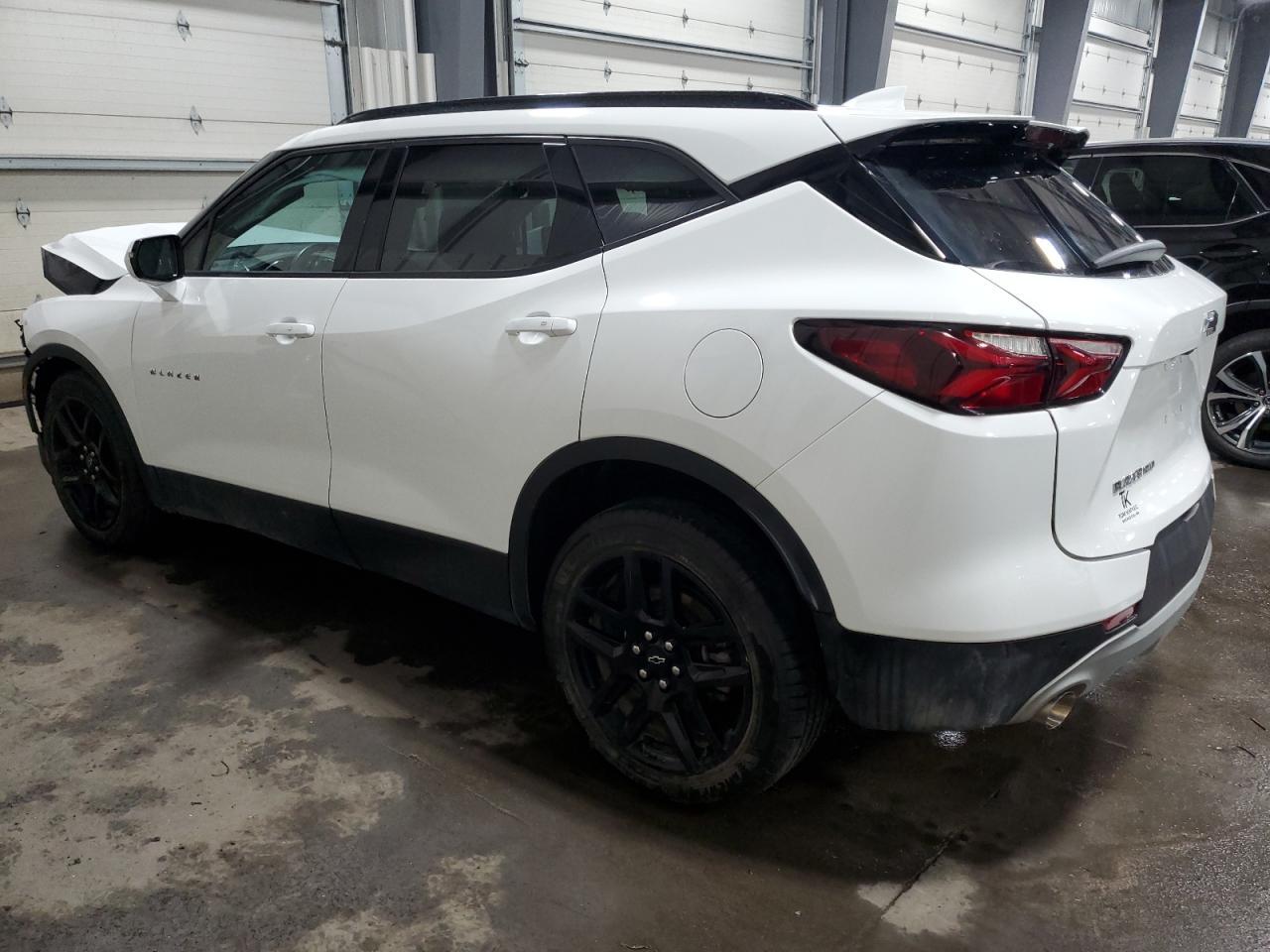 2022 CHEVROLET BLAZER 3LT - Image 2