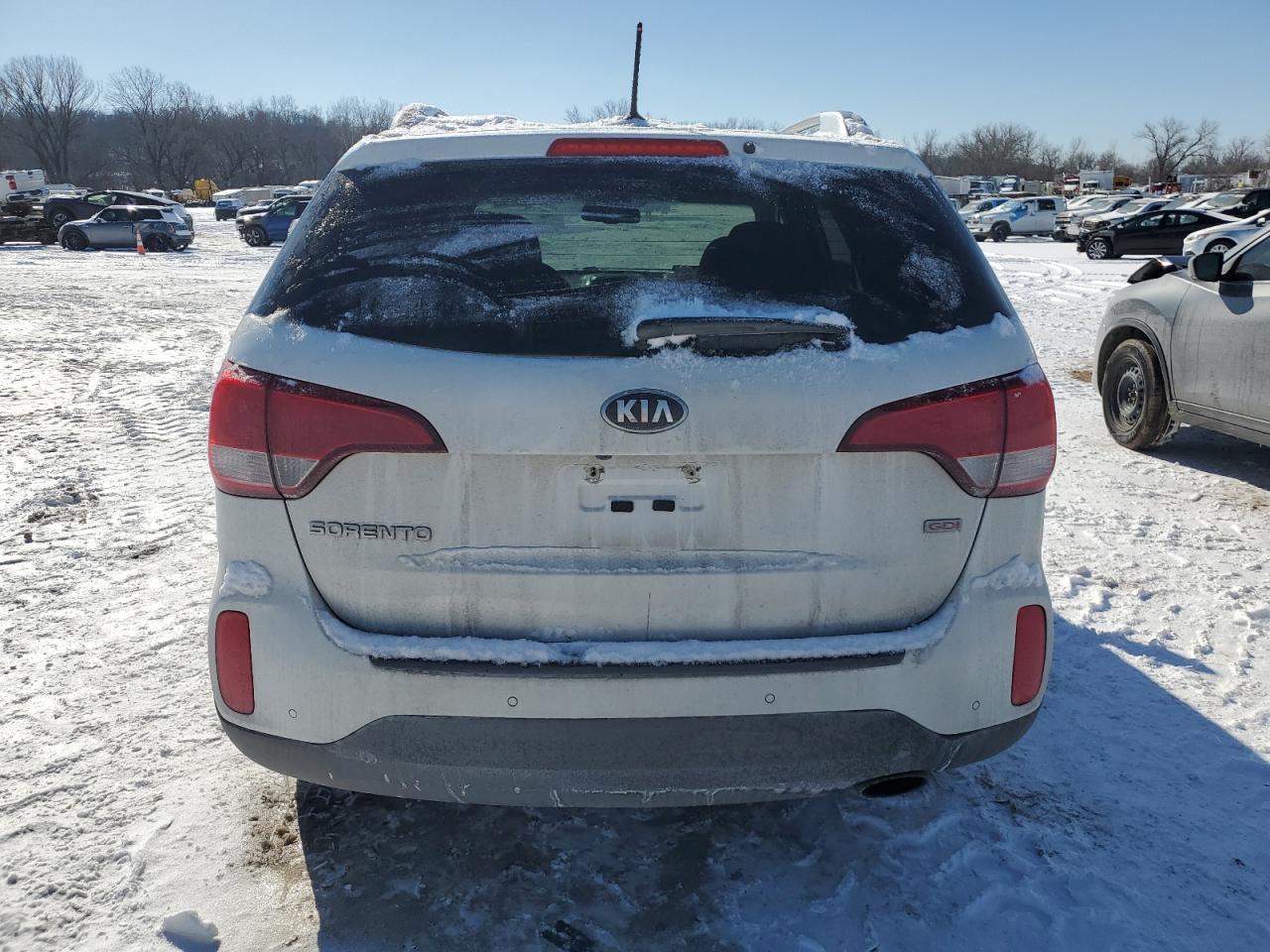 2014 KIA SORENTO LX - Image 6