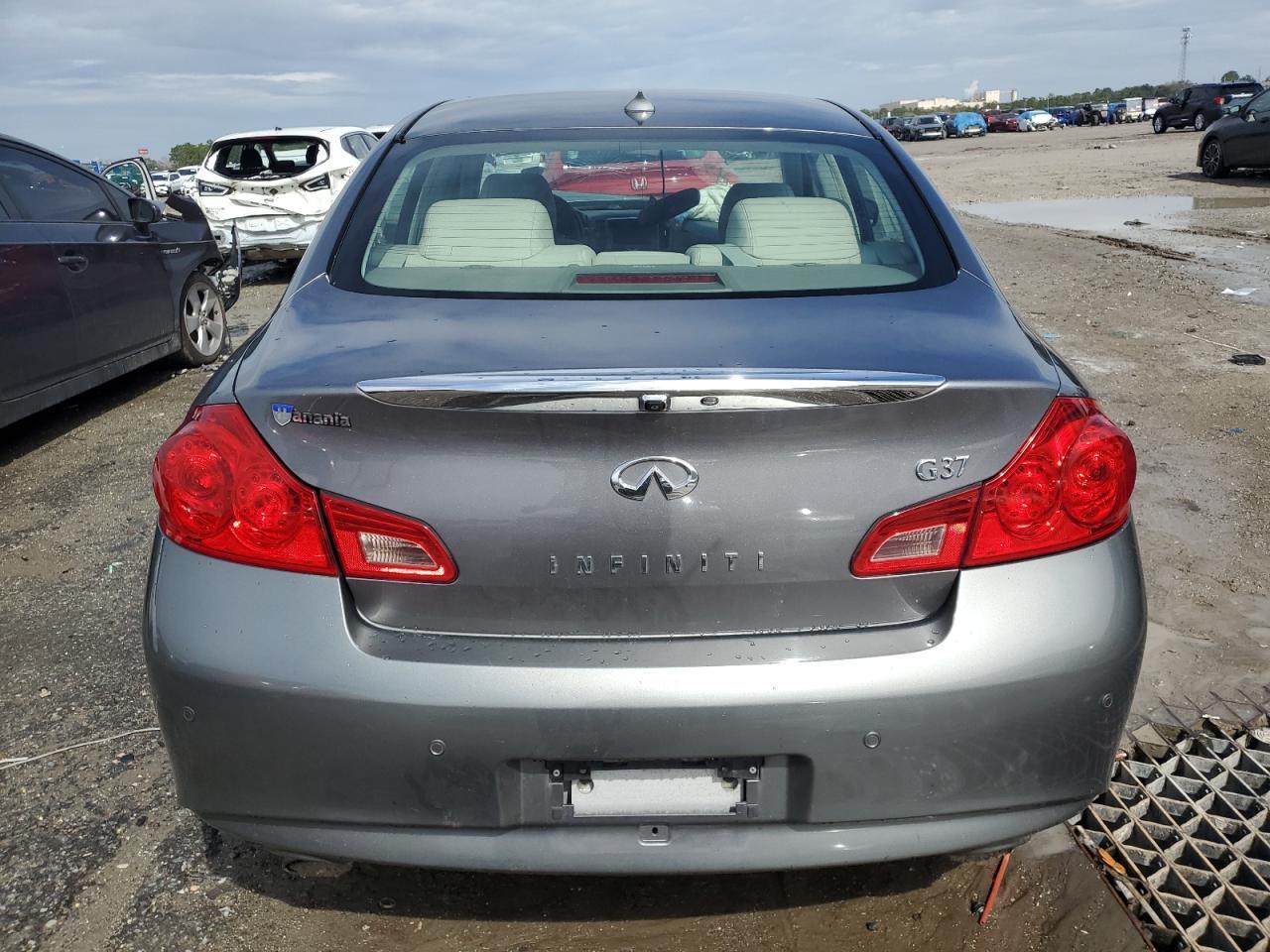 2011 INFINITI G37 BASE - Фото 6
