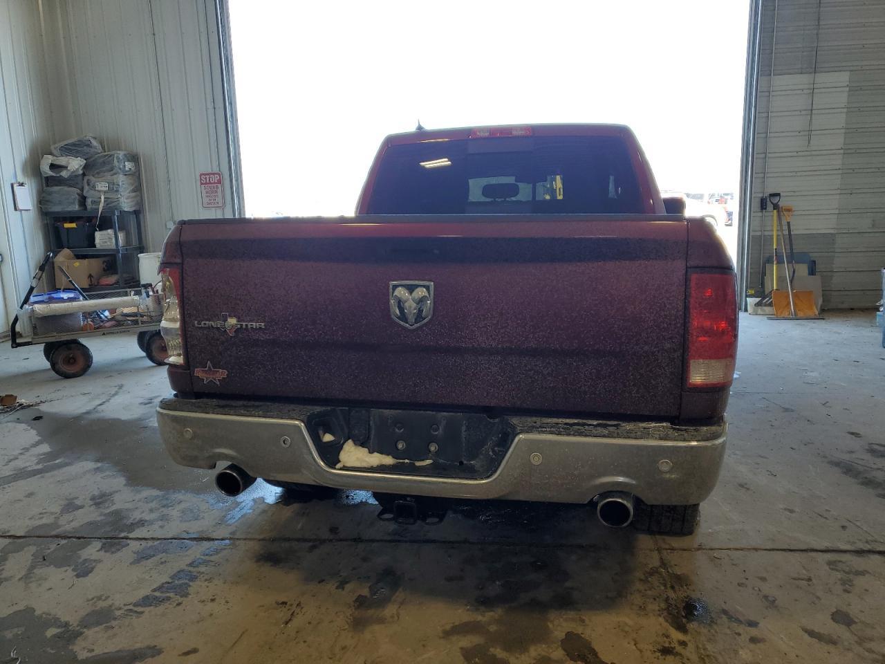 2017 RAM 1500 SLT - Image 6