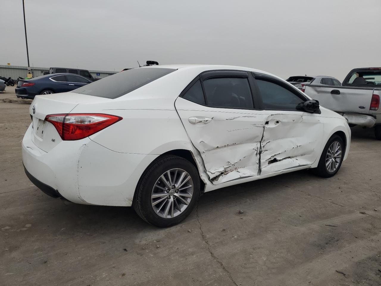2015 TOYOTA COROLLA L - Фото 3