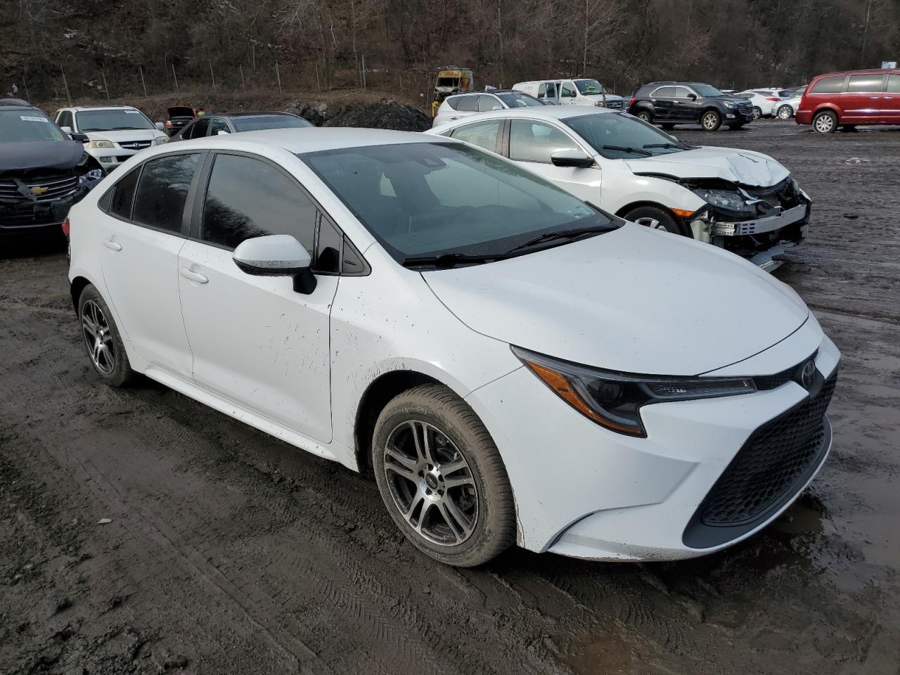 2021 TOYOTA COROLLA LE - Фото 4