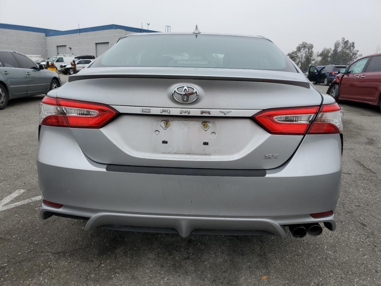 2019 TOYOTA CAMRY L - Фото 6