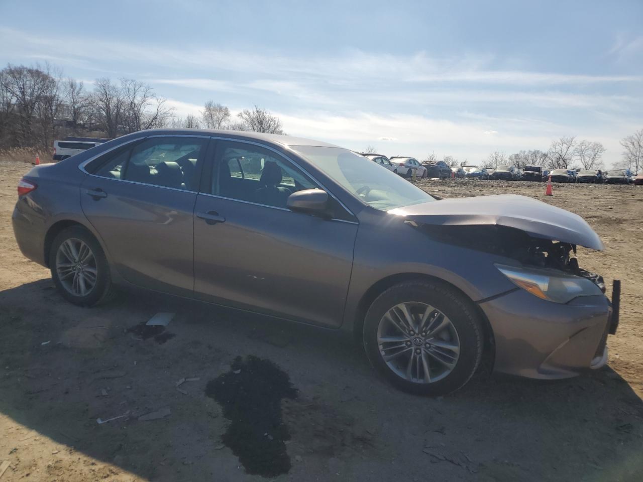2016 TOYOTA CAMRY LE - Фото 4