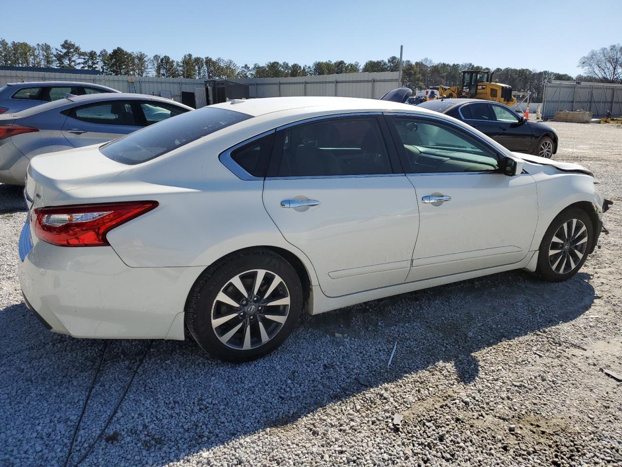 2016 NISSAN ALTIMA 2.5 - Фото 3