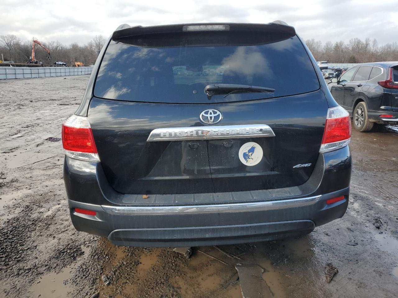 2012 TOYOTA HIGHLANDER - Image 6