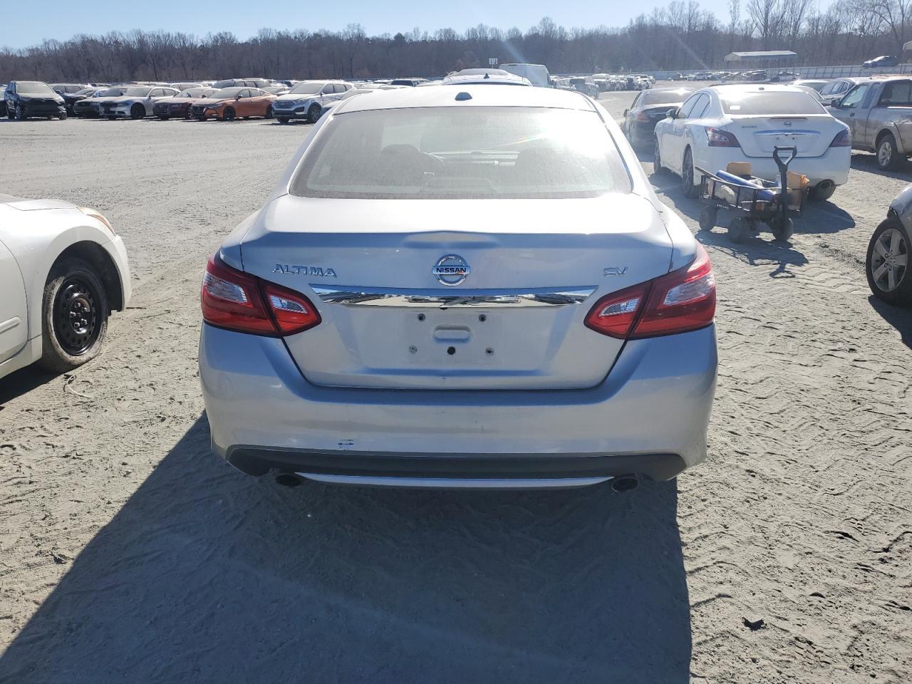 2017 NISSAN ALTIMA 2.5 - Фото 6