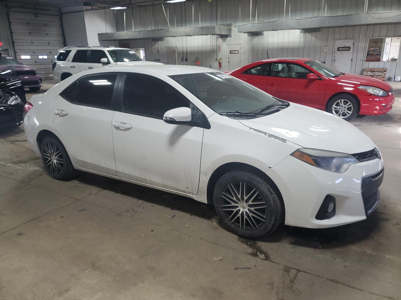 2014 TOYOTA COROLLA L - Фото 4
