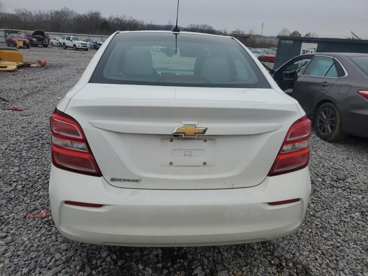 2017 CHEVROLET SONIC LS - Image 6