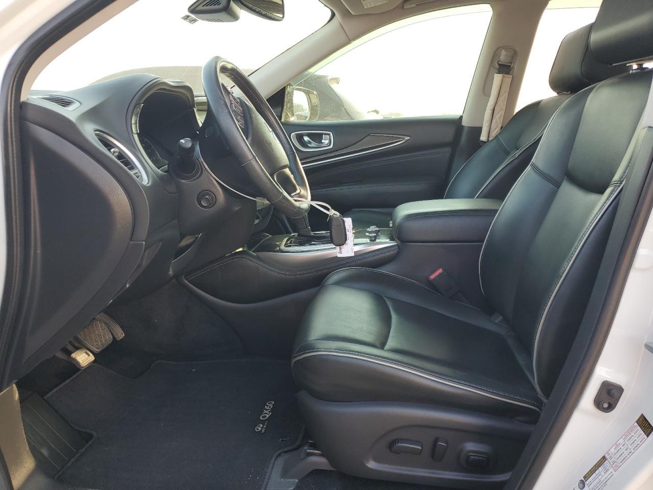 2019 INFINITI QX60 LUXE - Image 7