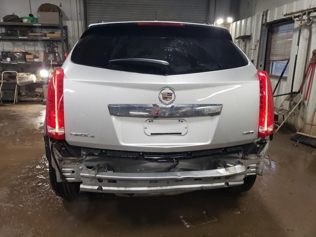 2013 CADILLAC SRX LUXURY - Image 6