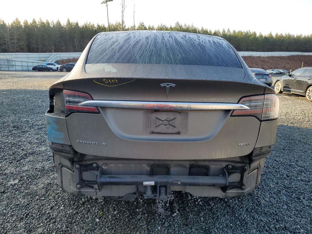 2016 TESLA MODEL X - Image 6
