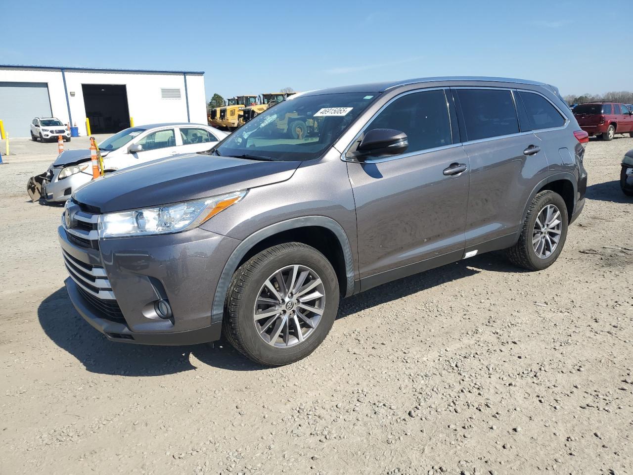 2019 TOYOTA HIGHLANDER