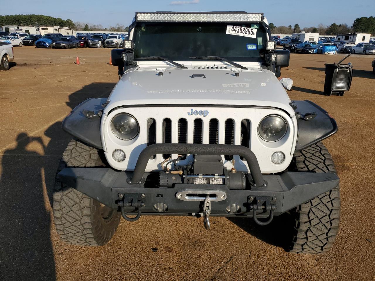 2015 JEEP WRANGLER U - Image 5