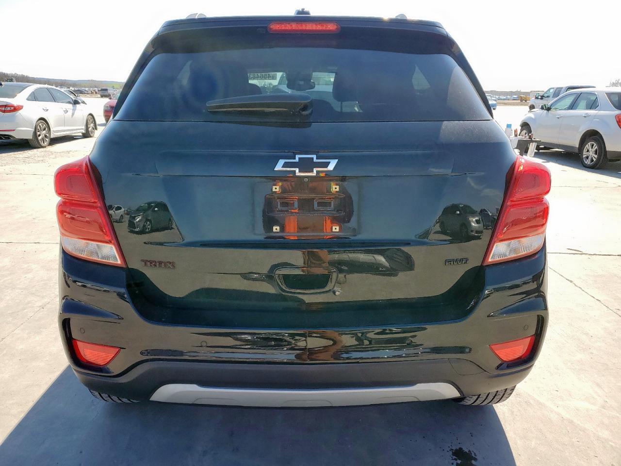 2021 CHEVROLET TRAX 1LT - Image 6