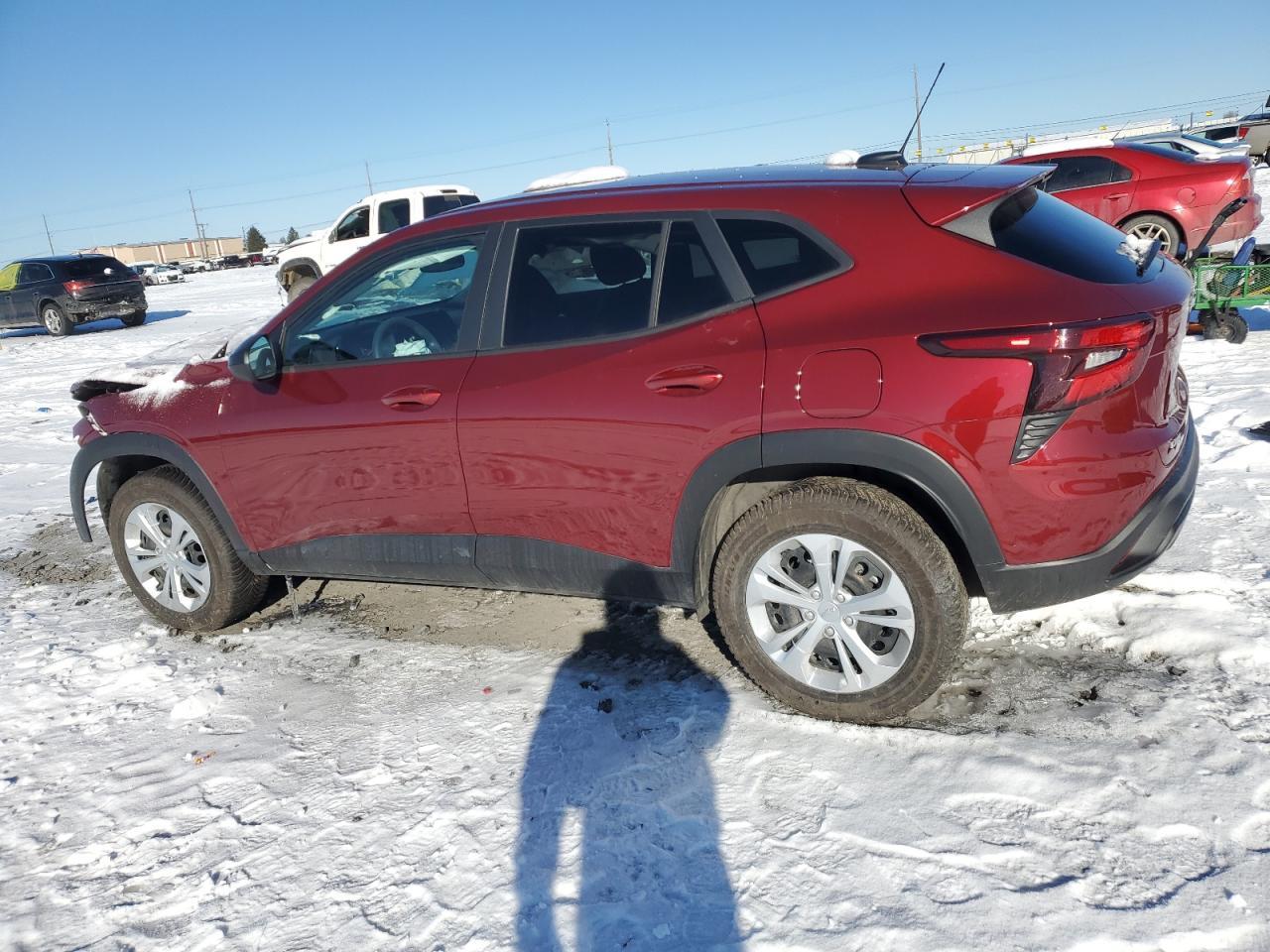 2024 CHEVROLET TRAX LS - Фото 2