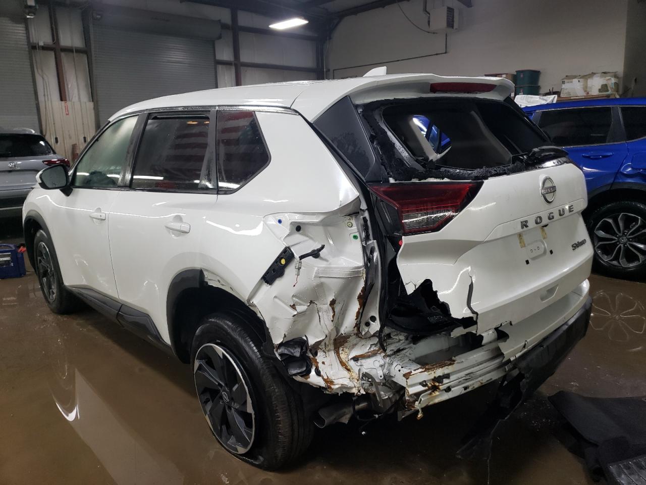2024 NISSAN ROGUE SV - Фото 2