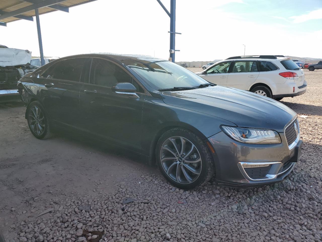 2019 LINCOLN MKZ RESERV - Image 4