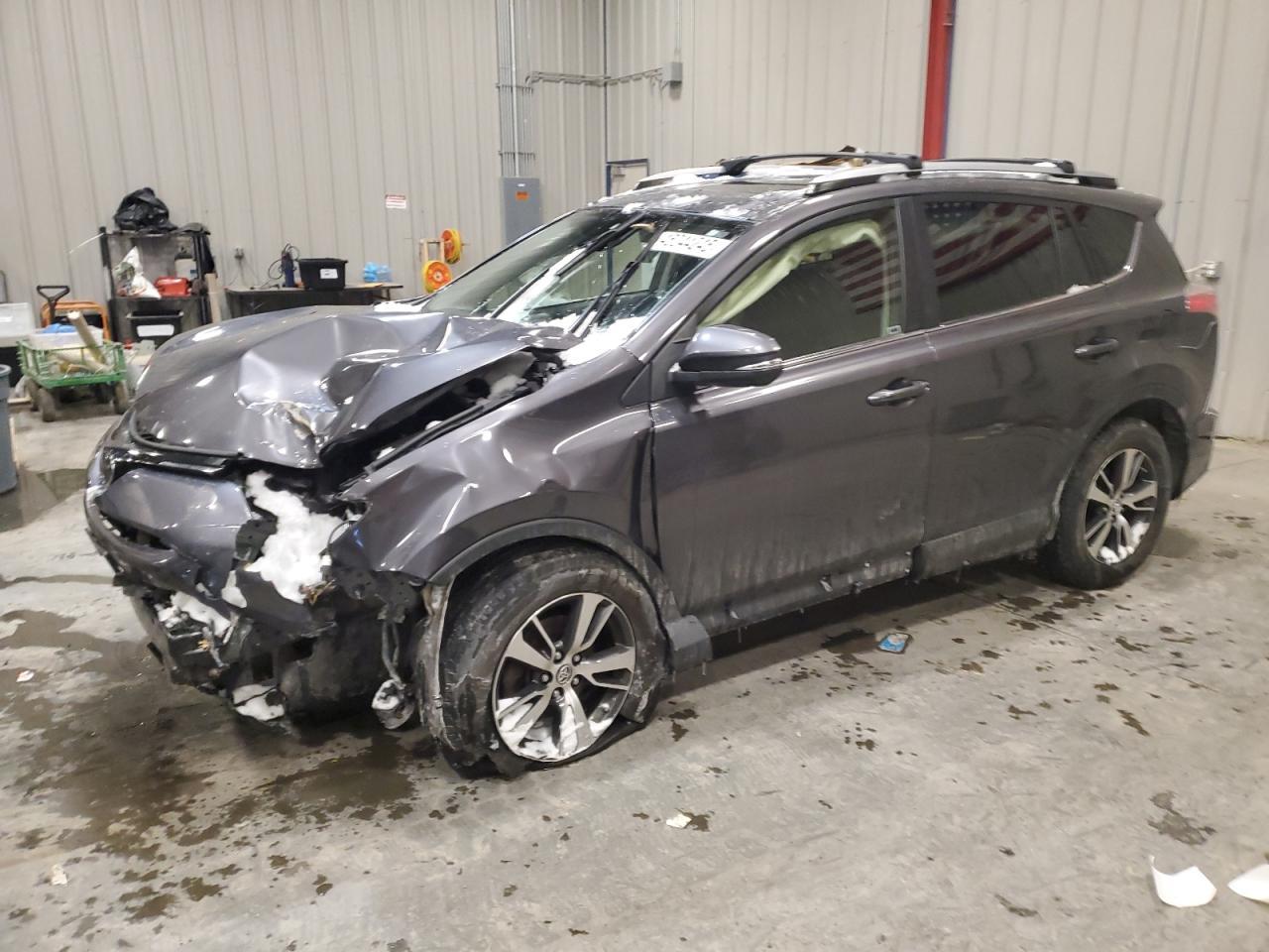 2017 TOYOTA RAV4 XLE