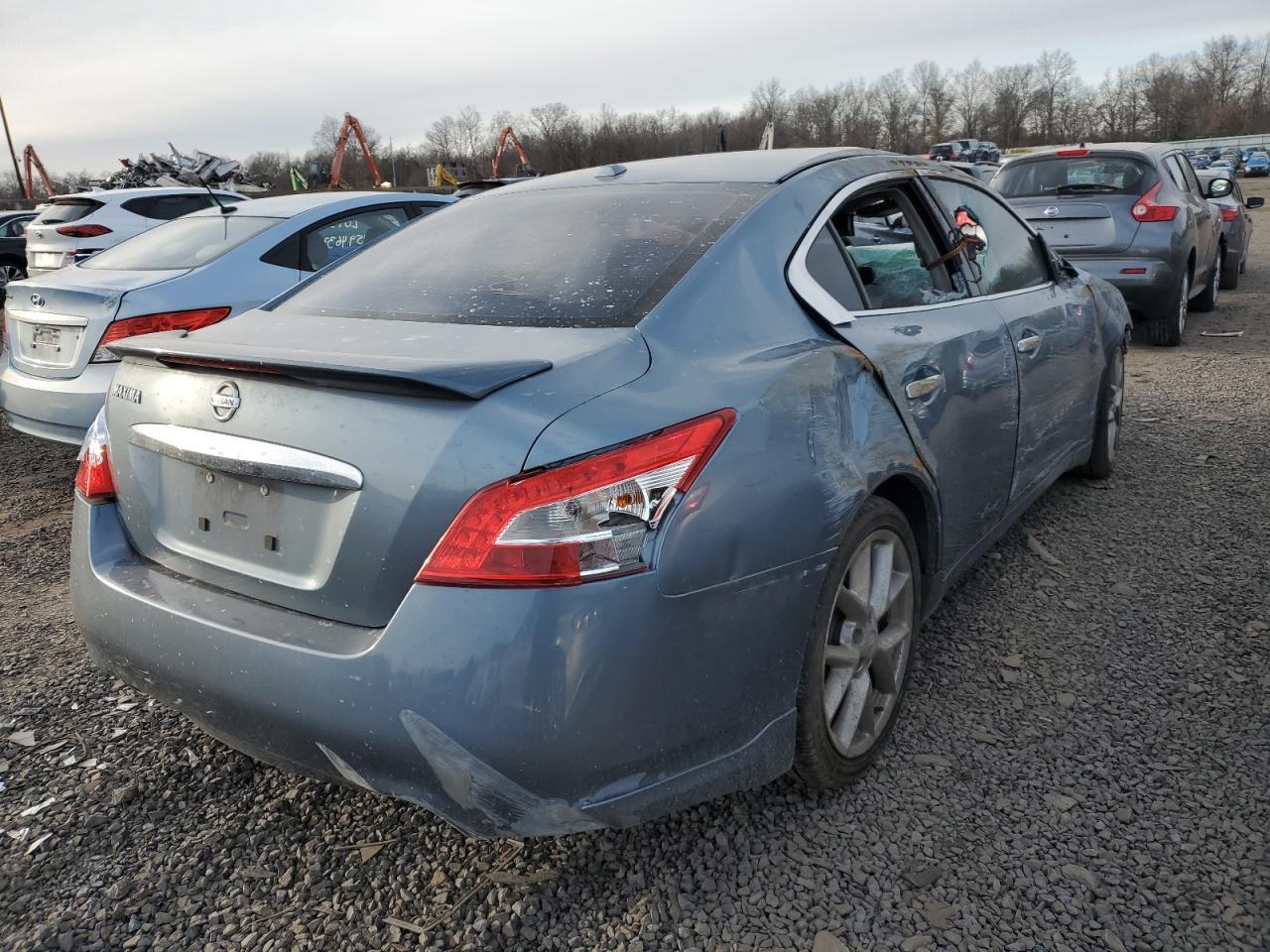 2011 NISSAN MAXIMA S - Image 3
