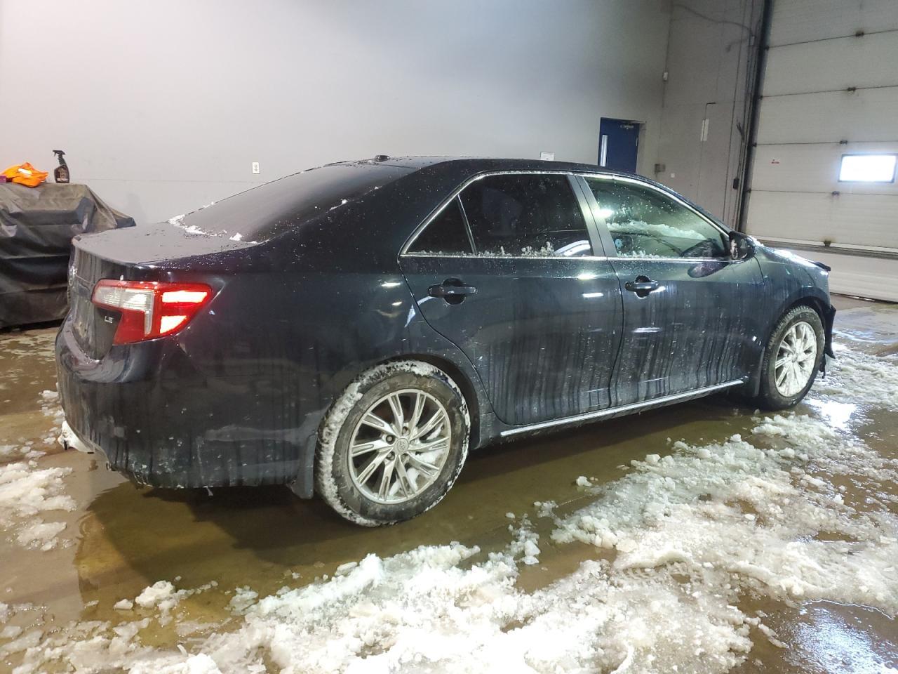 2014 TOYOTA CAMRY L - Image 3