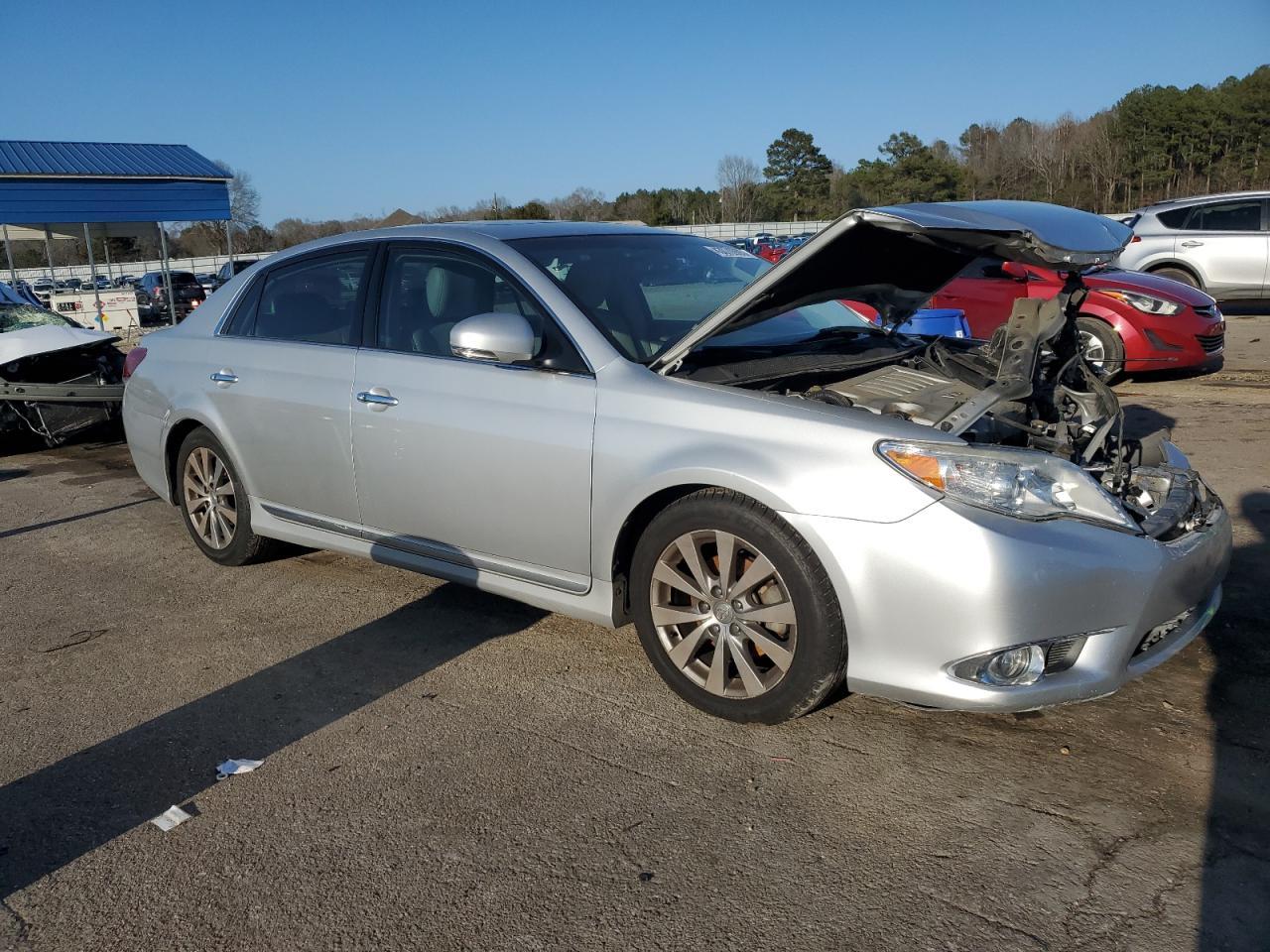 2011 TOYOTA AVALON BAS - Image 4