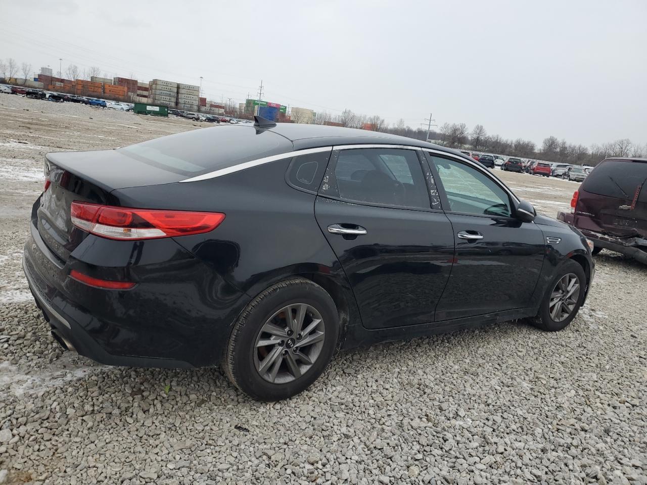 2020 KIA OPTIMA LX - Фото 3