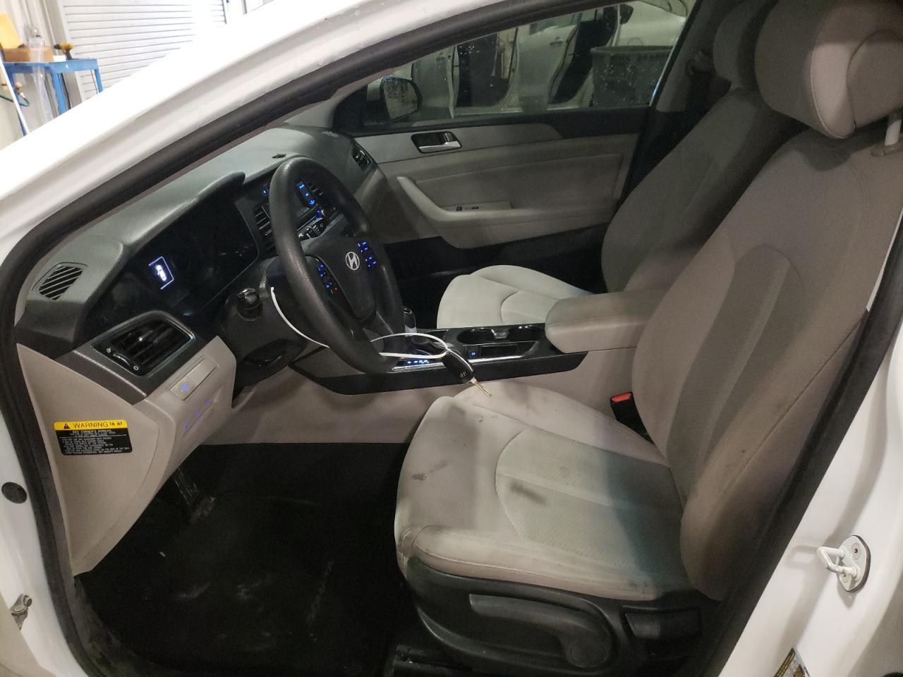 2017 HYUNDAI SONATA SE - Фото 7