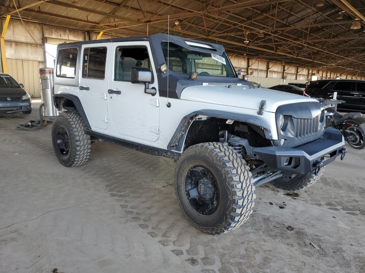 2017 JEEP WRANGLER U - Фото 4
