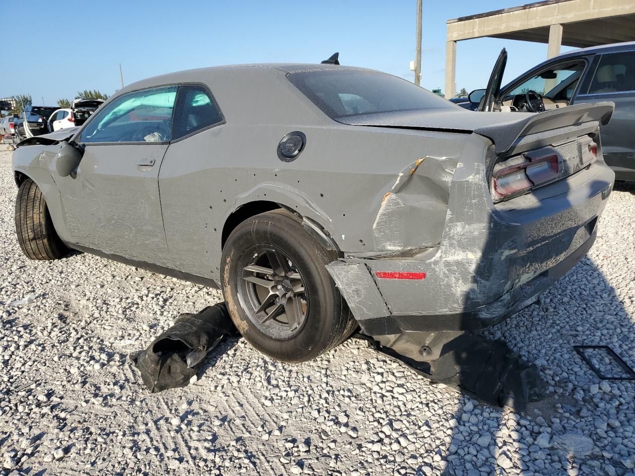 2023 DODGE CHALLENGER - Фото 2