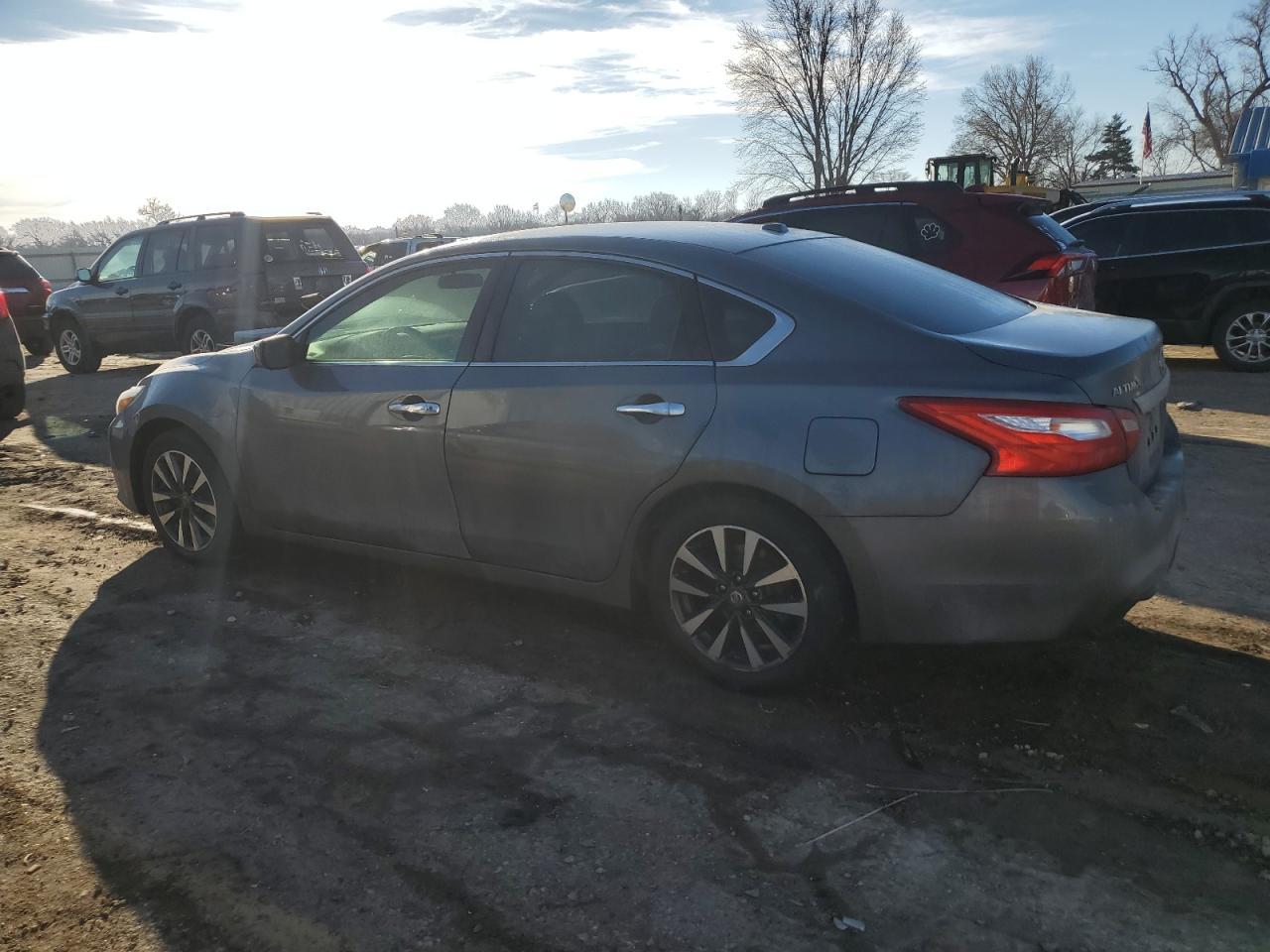 2017 NISSAN ALTIMA 2.5 - Image 2