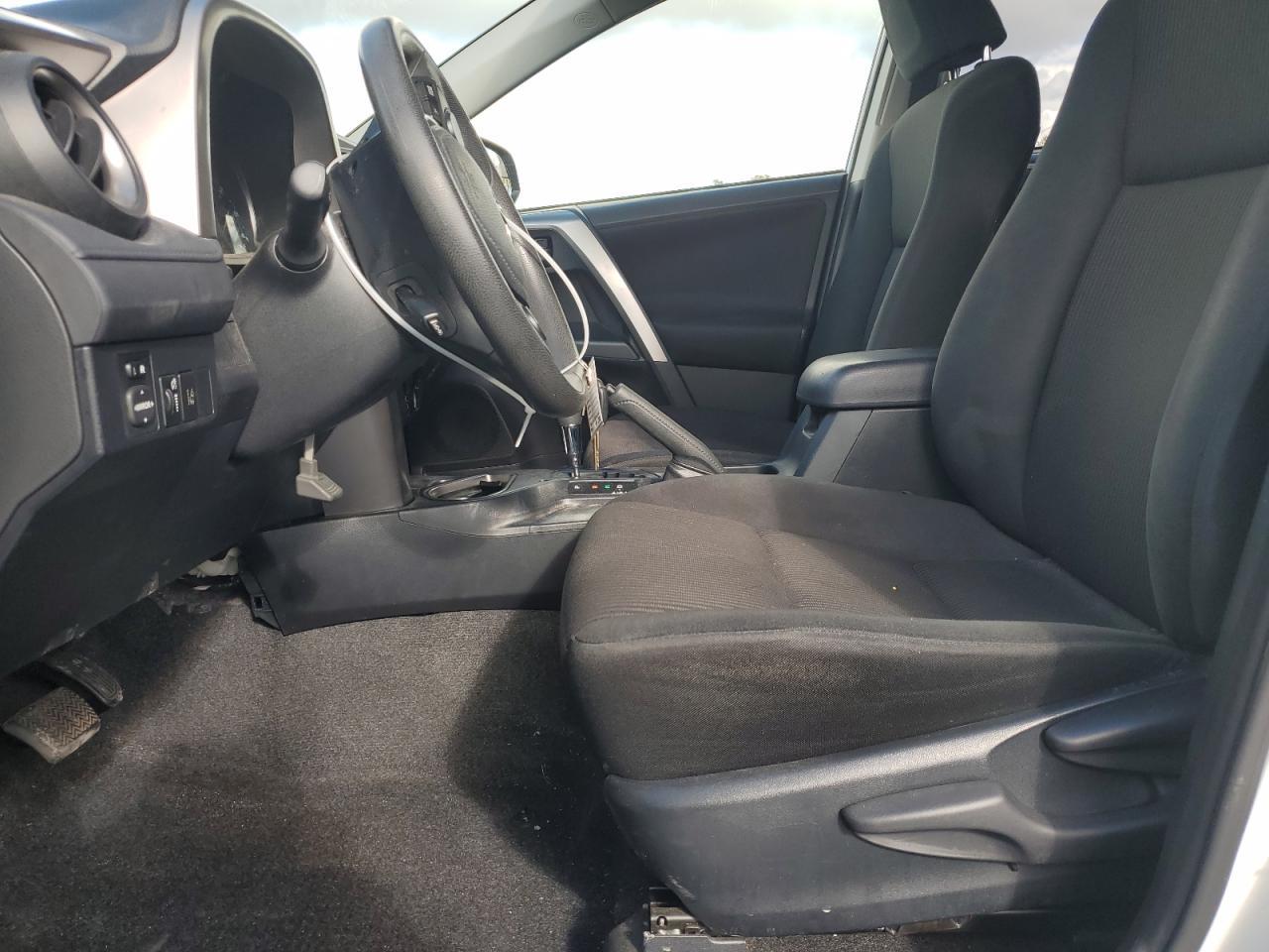 2018 TOYOTA RAV4 LE - Image 7