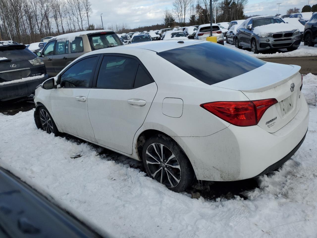 2018 TOYOTA COROLLA L - Фото 2