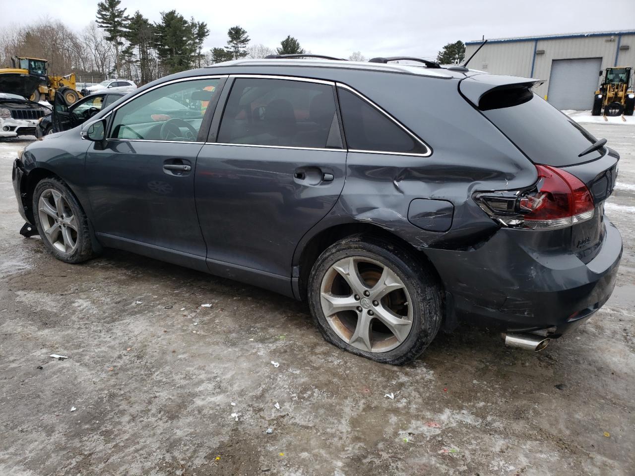 2013 TOYOTA VENZA LE - Фото 2