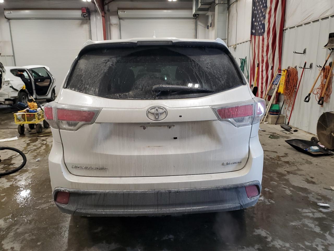 2015 TOYOTA HIGHLANDER - Фото 6