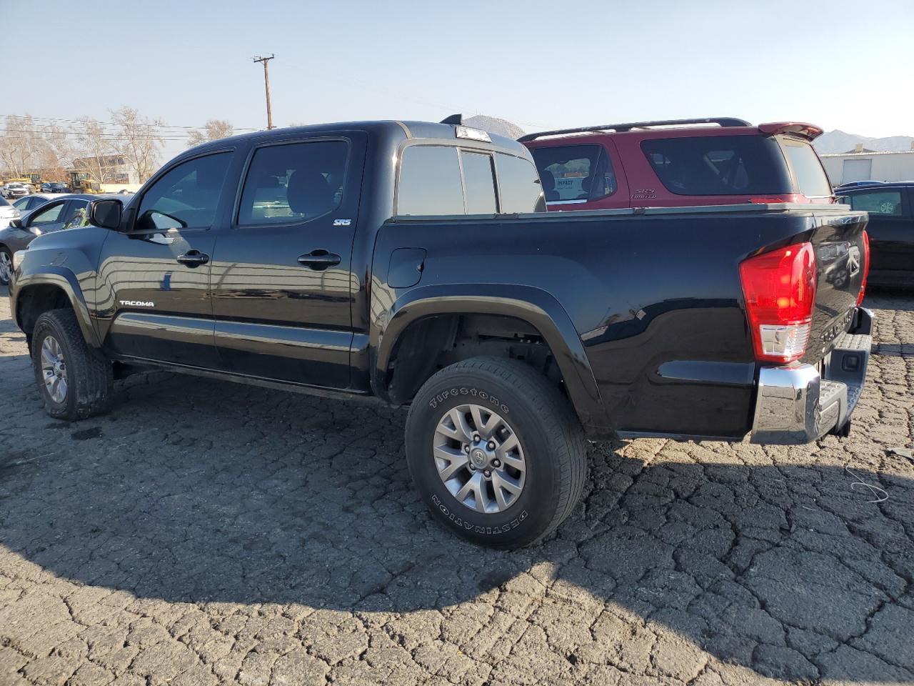2017 TOYOTA TACOMA DOU - Фото 2