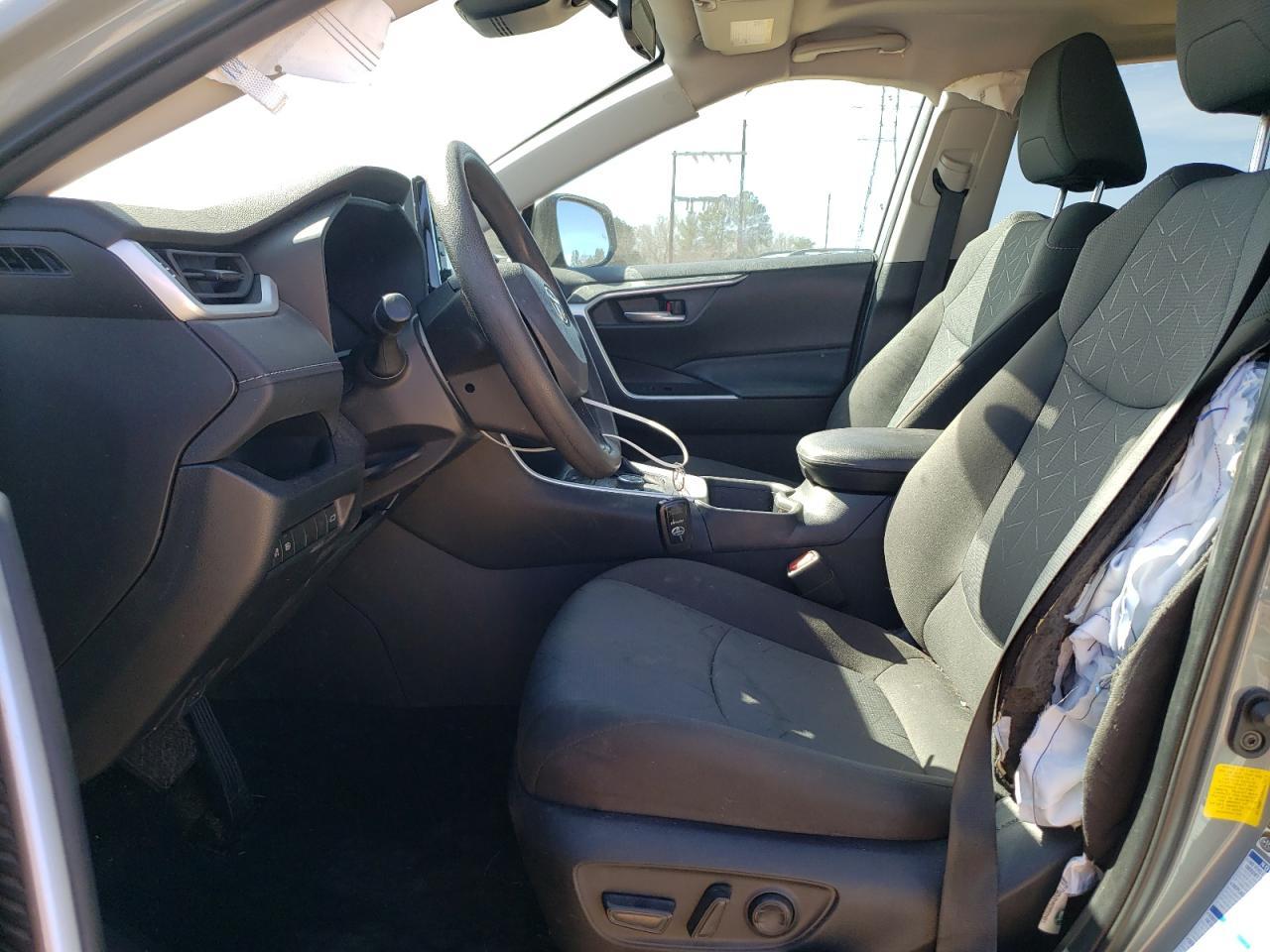2022 TOYOTA RAV4 XLE - Image 7