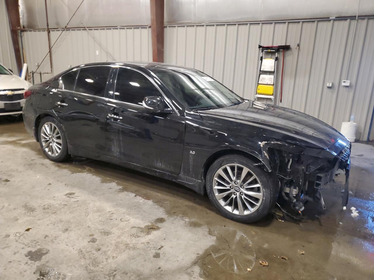 2018 INFINITI Q50 LUXE - Image 4
