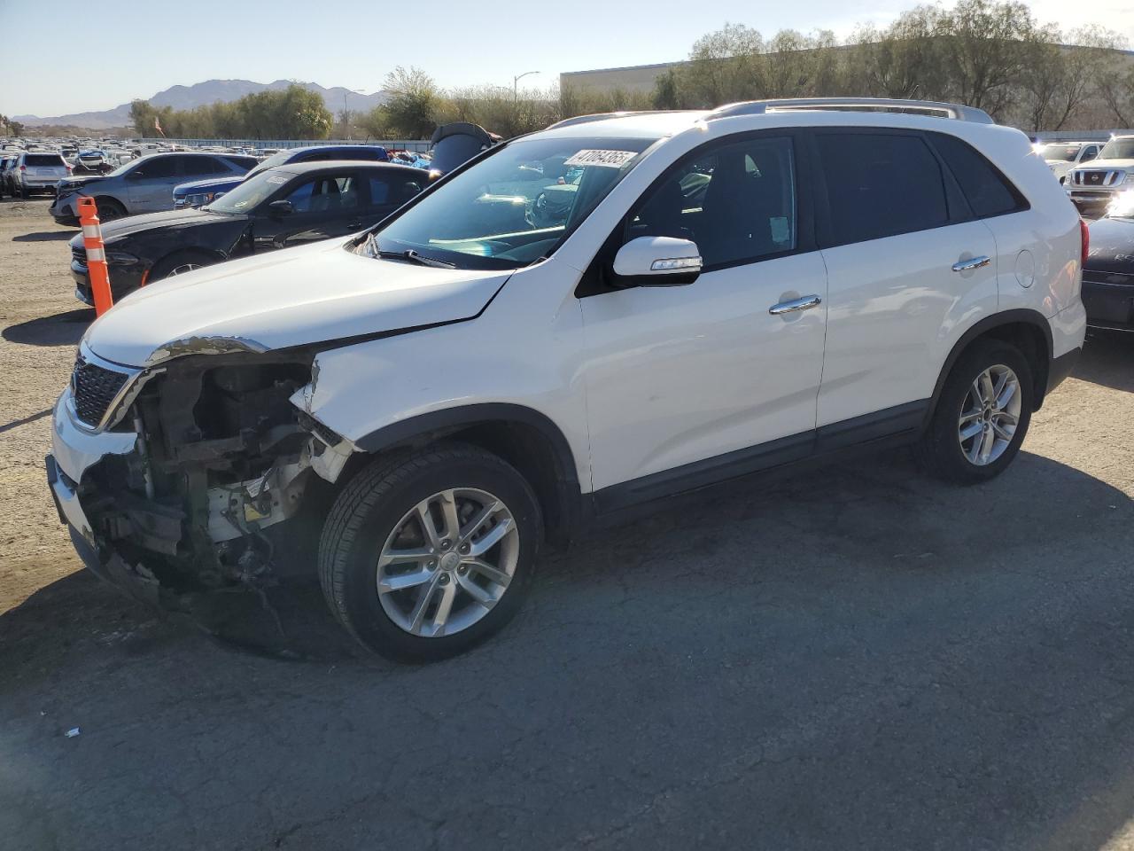 2015 KIA SORENTO LX