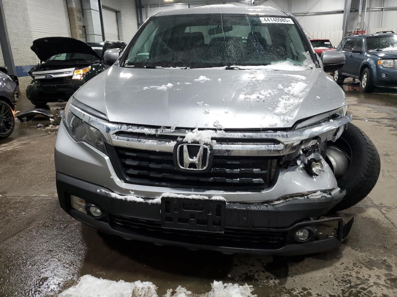 2017 HONDA RIDGELINE - Фото 5