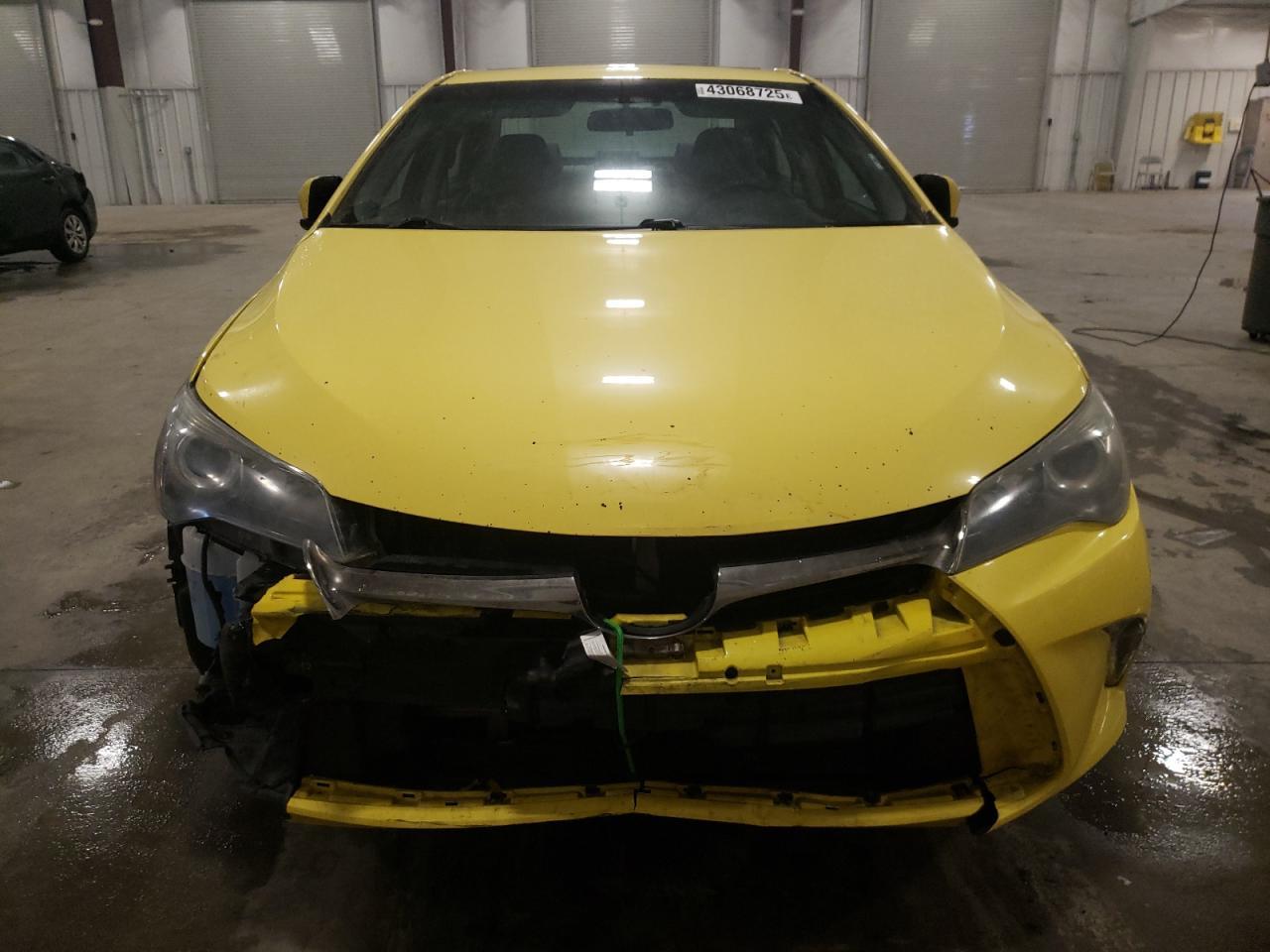 2015 TOYOTA CAMRY LE - Фото 5