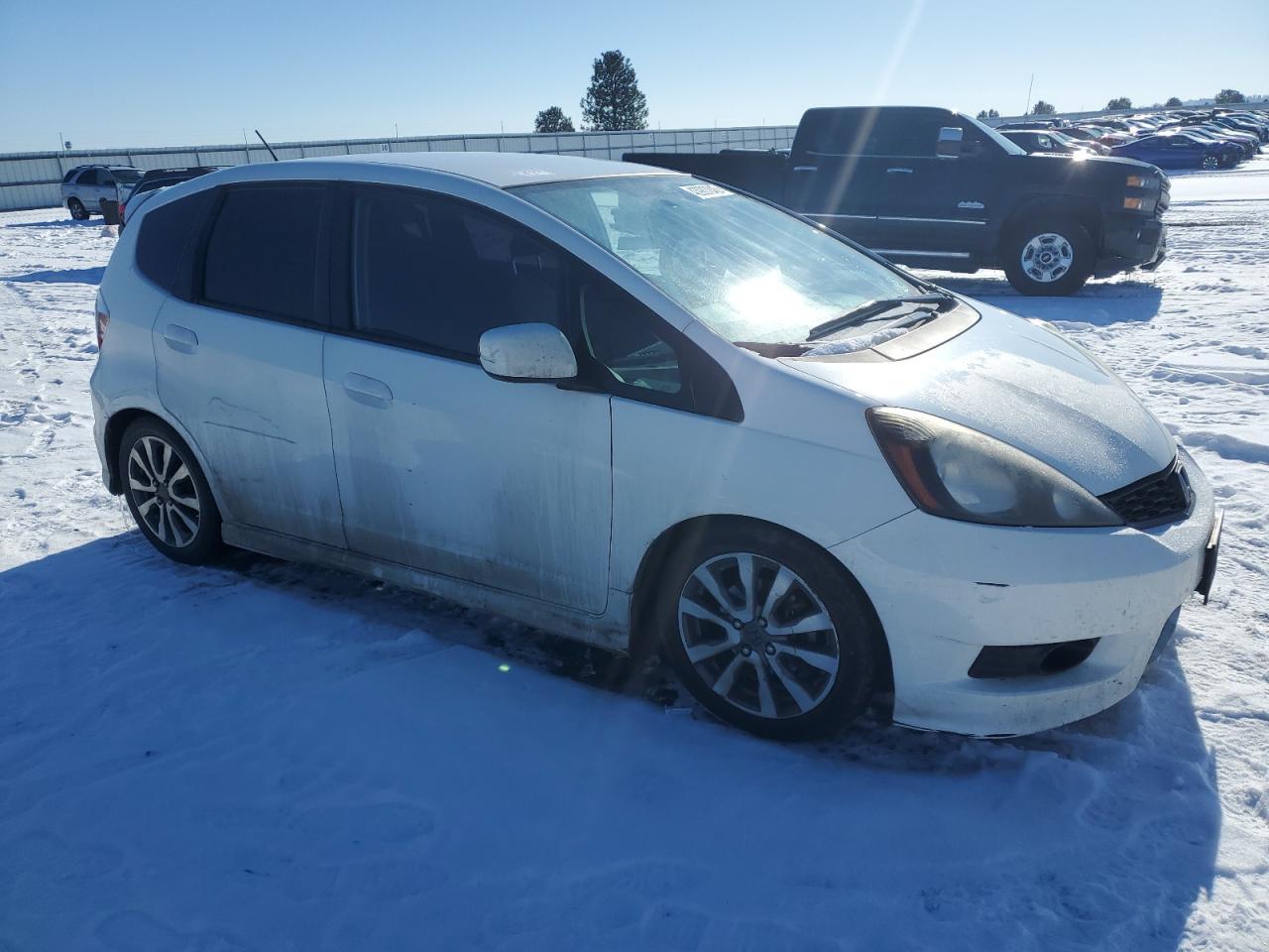 2013 HONDA FIT SPORT - Image 4