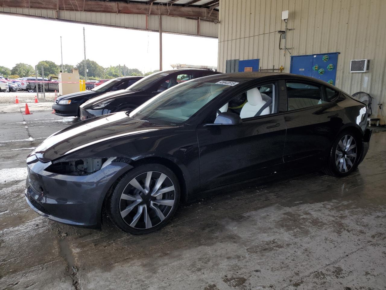 2024 TESLA MODEL 3