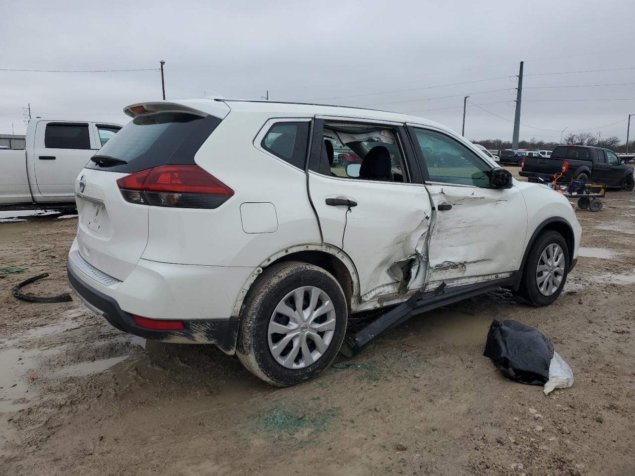 2018 NISSAN ROGUE S - Image 3