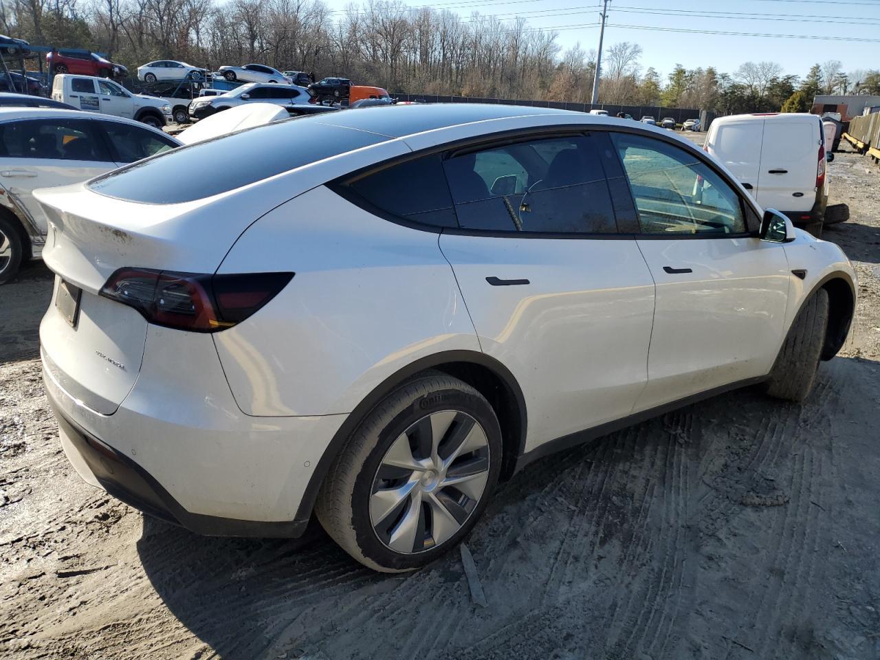 2022 TESLA MODEL Y - Image 3